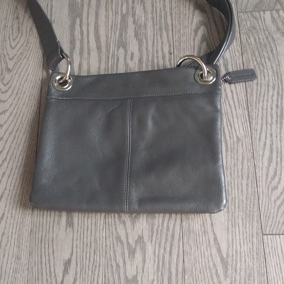 Genuine leather bag by Danier 🌸🌸🌸 - Picture 8 of 12